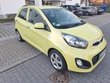 Kia Picanto 1.0 FIFA World Cup Edition FIFA Worl... - Kia Picanto: Cup