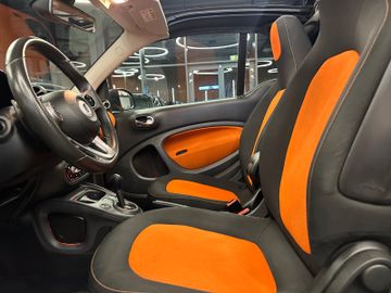 Smart ForTwo cabrio *2. Hand*Klima*SHZ*AHK*Kamera*Navi