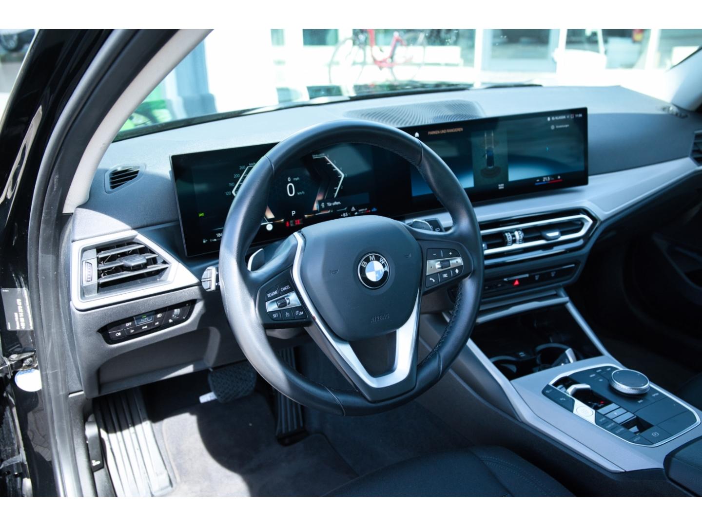 BMW 318 d Touring Navi LED SHz Apple CP BMW Live