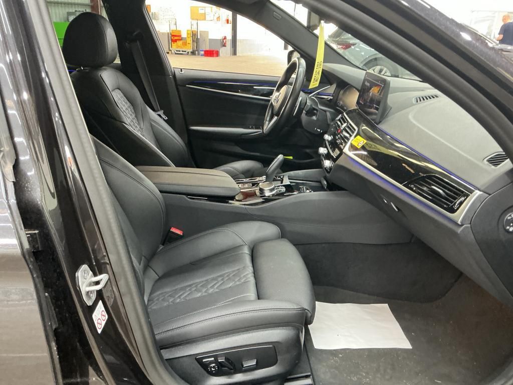 BMW 520d 2.0 M Sport xDrive Steptronic M Sport Pro|S foto 12