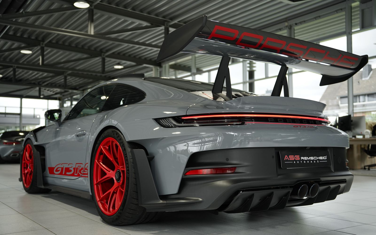 Porsche 992