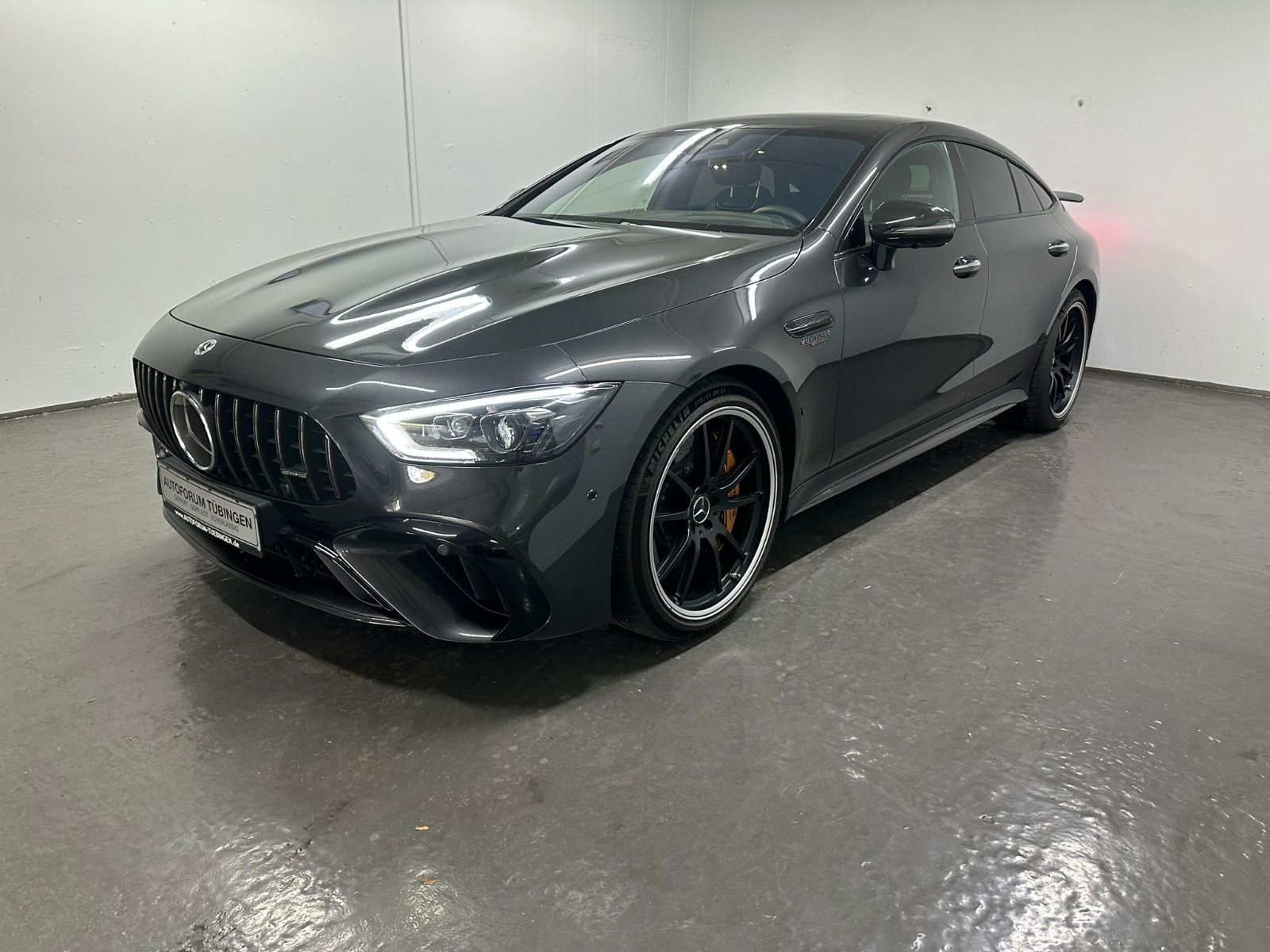 Fahrzeugabbildung Mercedes-Benz GT 63  S E Performance *SHD*CARBON HECKS*HEADUP*
