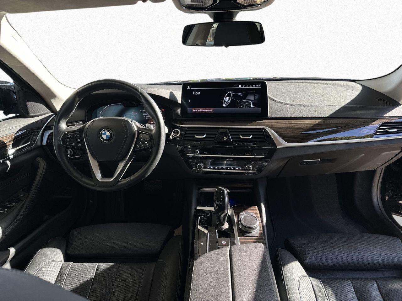 BMW 520d xD LiveProf DAPr KomfSitze 4Klima HiFi AHK