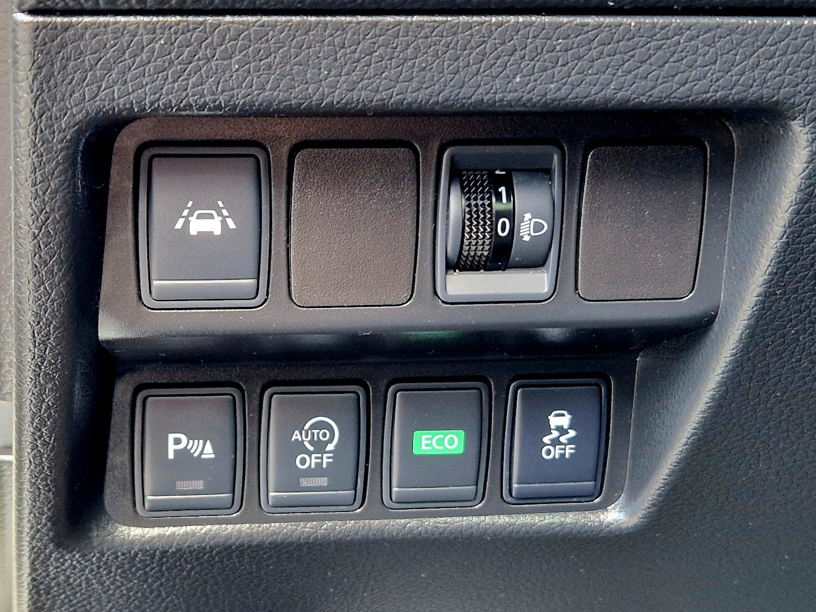 Nissan Qashqai N-Connecta (Automatik, Navi, Kamera)