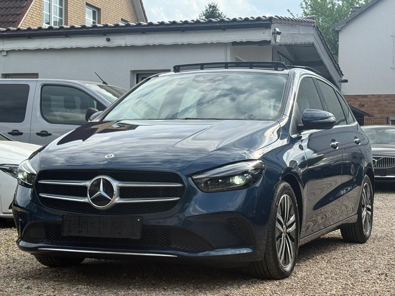 Mercedes-Benz B 180 B B 180 MULTIBEAM/PANO/KAMERA/LEDER