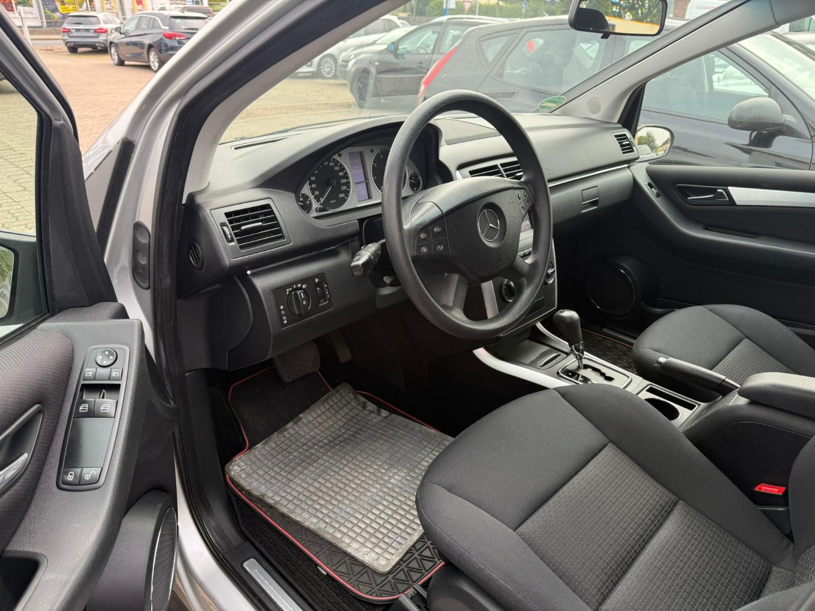 Mercedes-Benz B170 2006 — photo 8