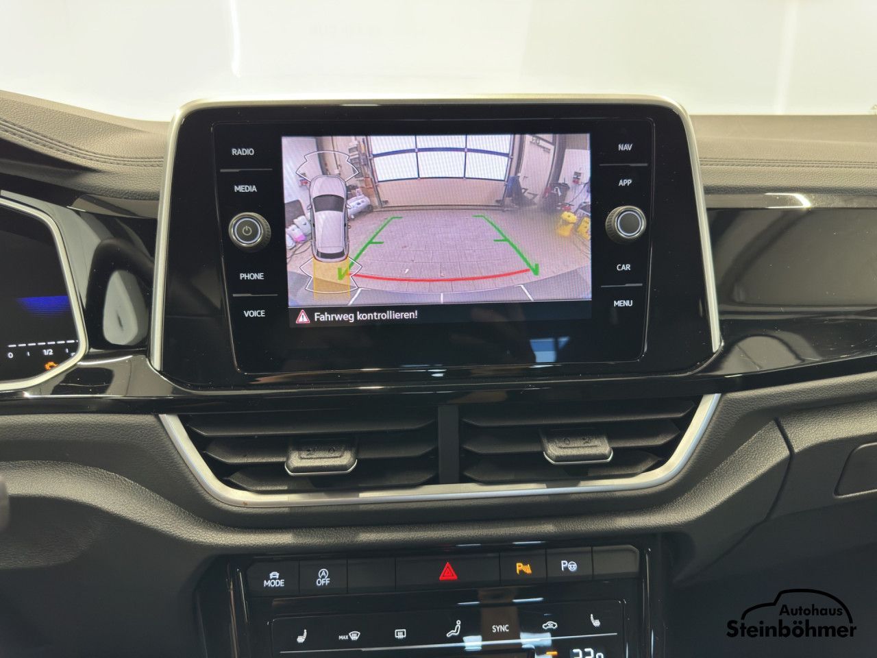 Volkswagen T-Roc - Bild 22