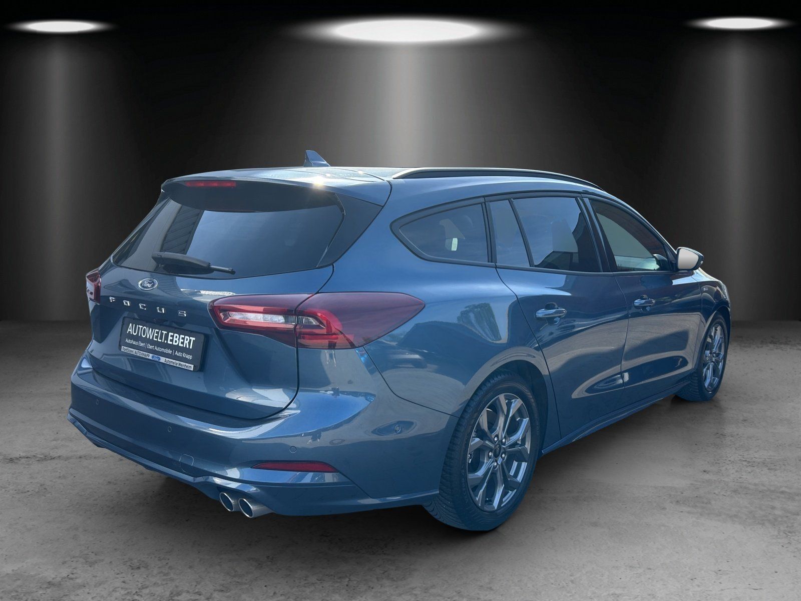 Fahrzeugabbildung Ford Focus 1.0 ST-Line X Aut./LED/ACC/KAMERA/AHK/NAVI