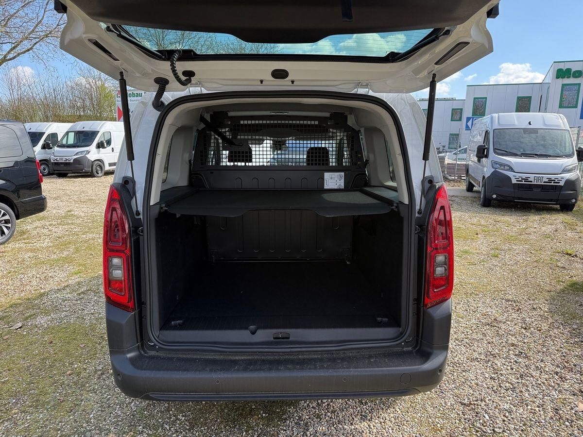 Fahrzeugabbildung Fiat Doblo L2 Kombi 131 MT6