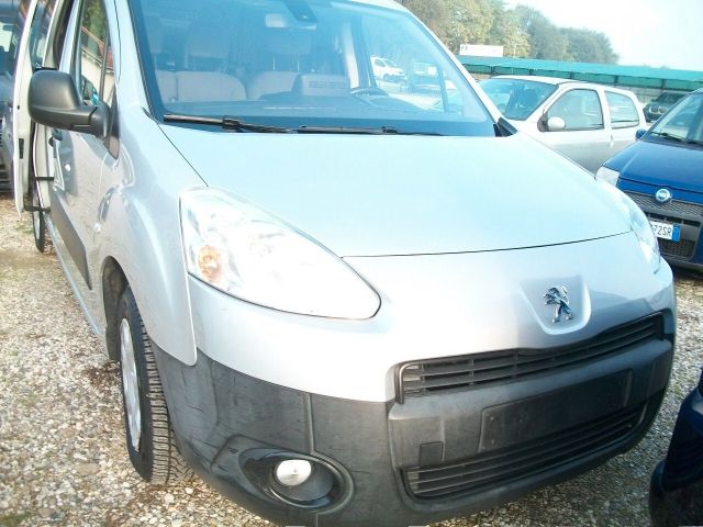 Peugeot PEUGEOT PARTNER 3POSTI CC 1560 TD EURO 5 CANBIO 