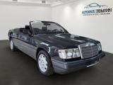 Mercedes-Benz 300 CE-24V (W124)Cabrio*Oldtimer*Aut*Leder*Klima - Mercedes-Benz 300: W124