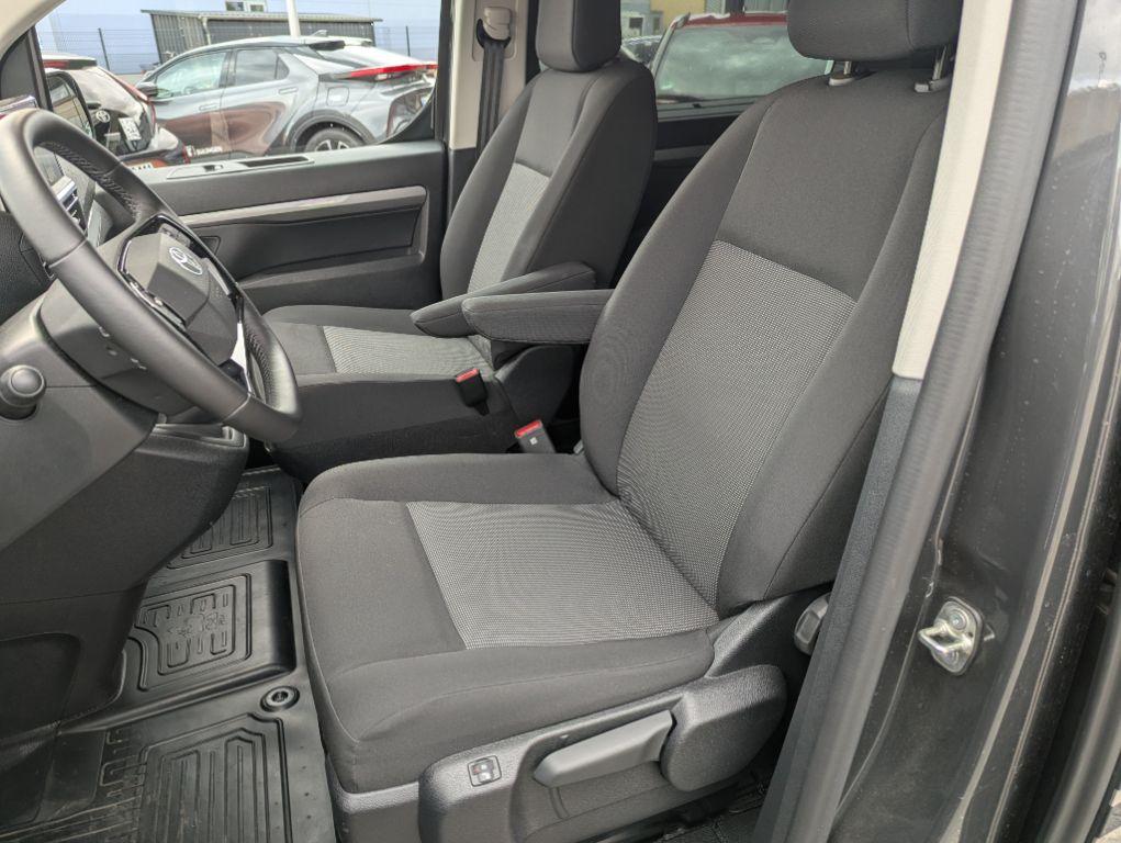 Toyota Proace 2,0-l-D-4D L1 (8-Si.) Verso Comfort Sitzh