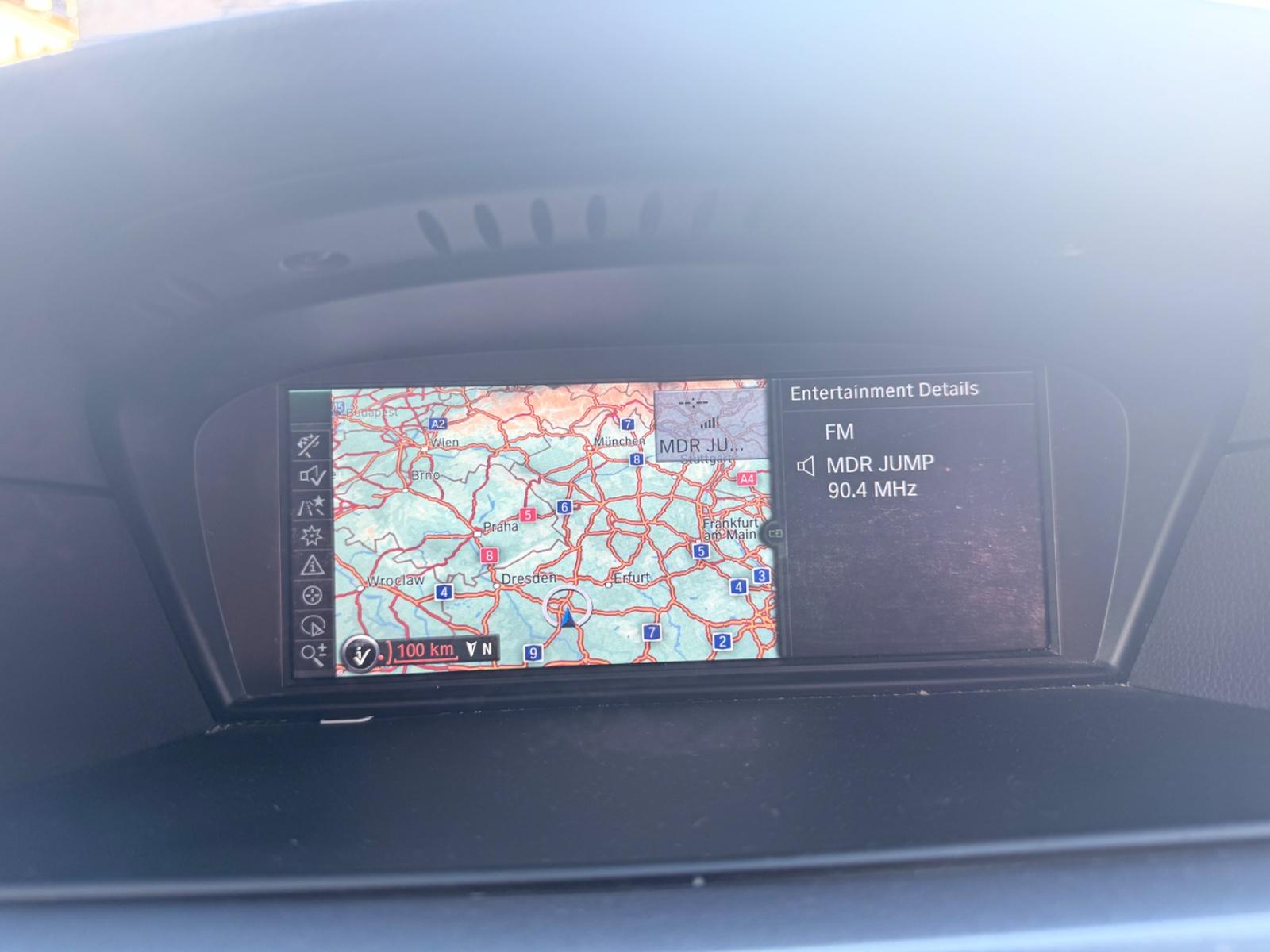 BMW 520 2010 — photo 10
