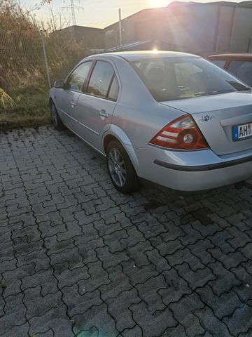 Ford Mondeo 1.8 92 kW Ghia Ghia