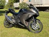 Kawasaki Ninja 300 ABS + 2x Auspuff & Zubehör - Offers