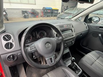 Volkswagen Golf - 11