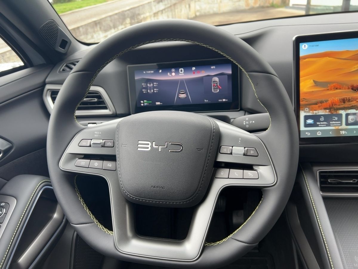 BYD ATTO 2
