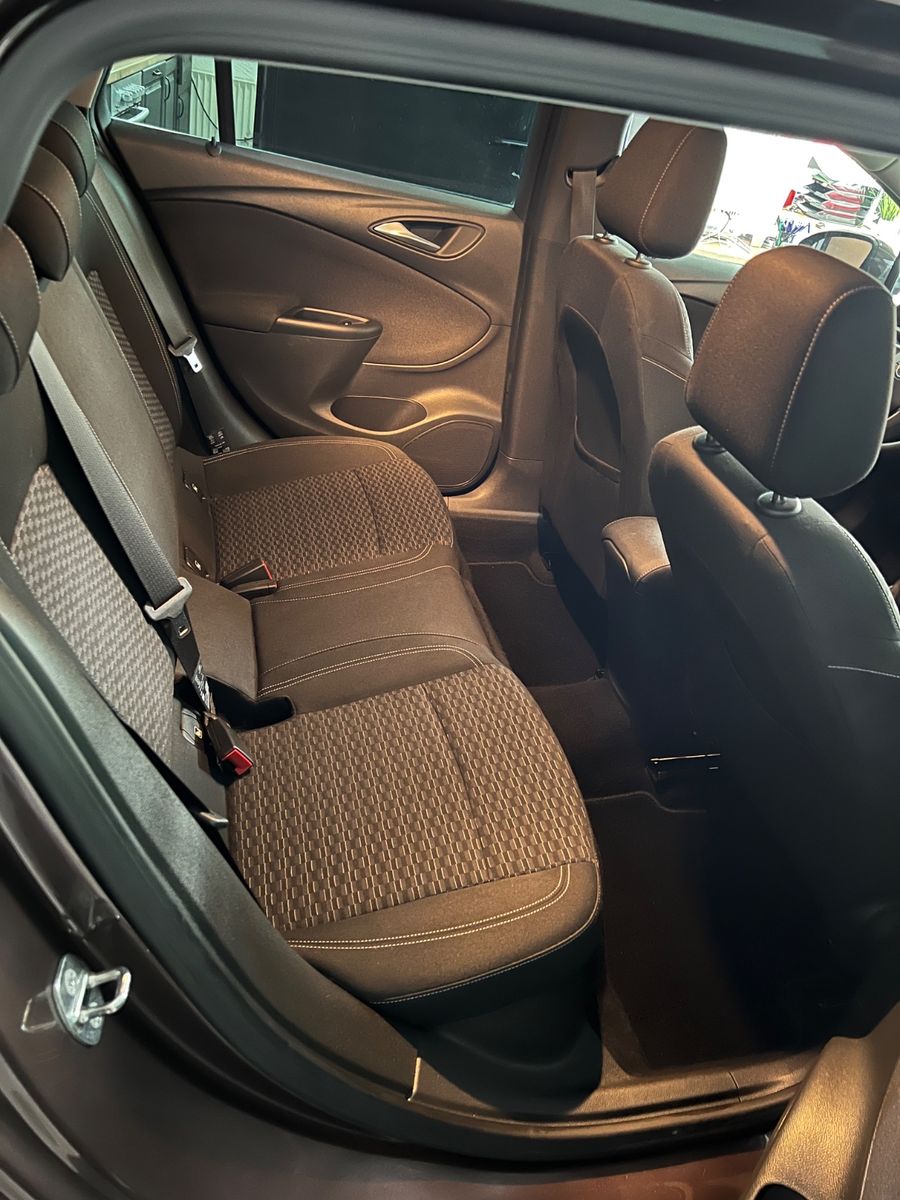 Fahrzeugabbildung Opel Astra K Sports Tourer Business *SONDERLACK*LED*