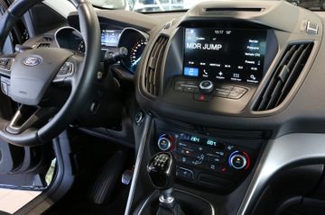 Fahrzeugabbildung Ford Kuga Cool&Connect  PDC/Kamera/Winterpaket