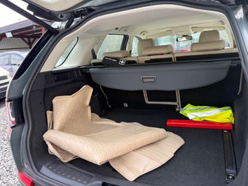 Land-Rover Discovery - 12