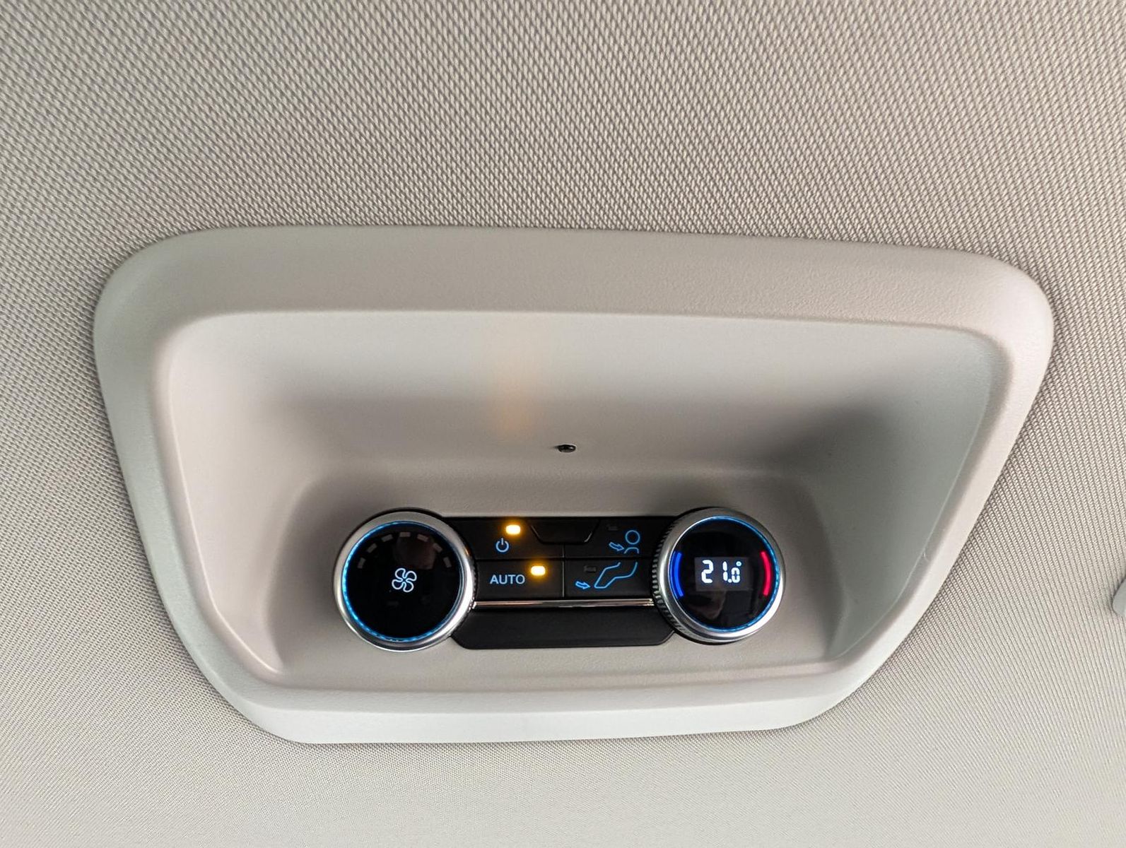 Ford Tourneo Custom 2.0 AT AWD Titanium L2 ACC|Navi|R foto 13
