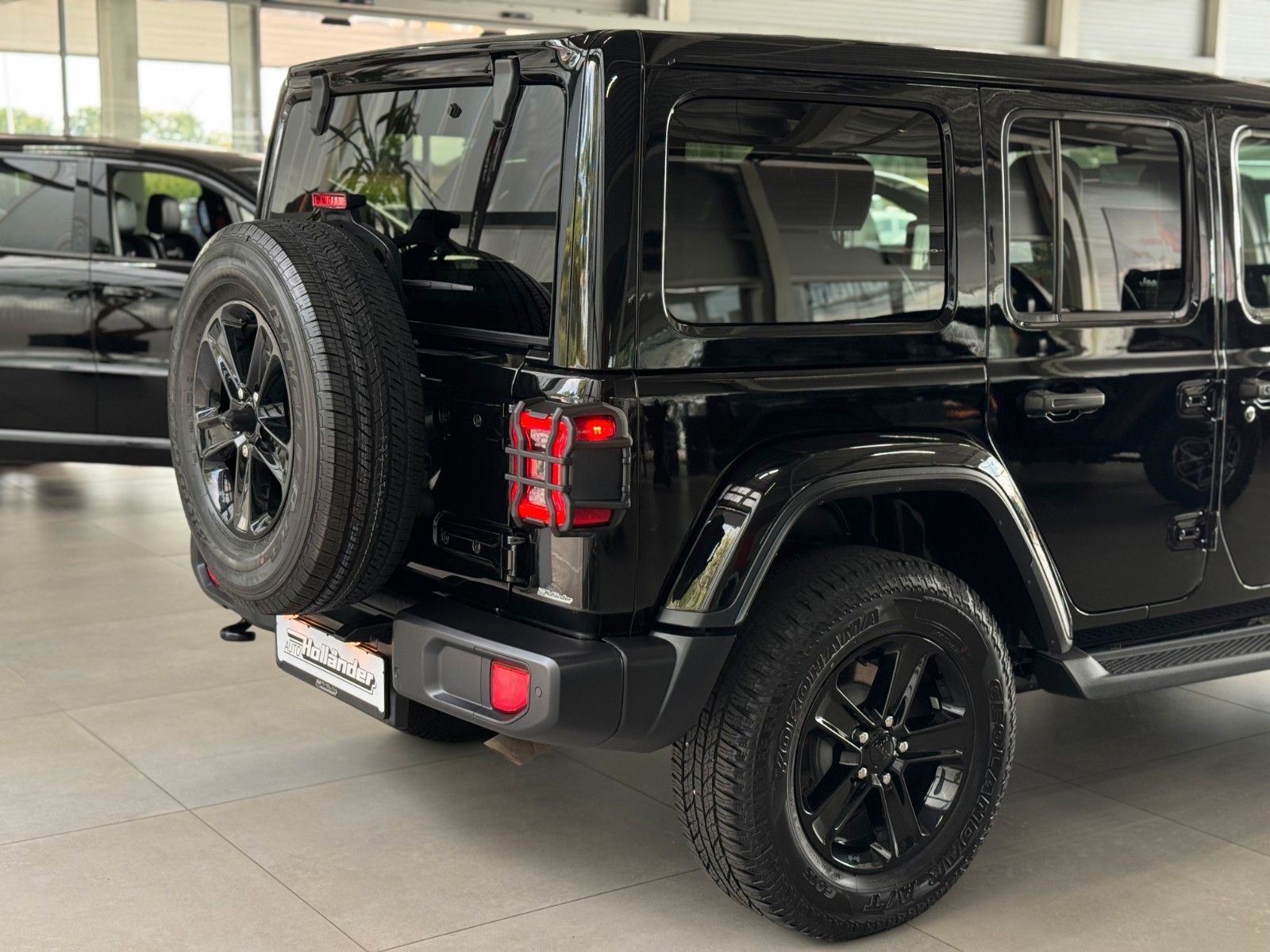 Fahrzeugabbildung Jeep Wrangler Unlimited 2.0 T-GDI Night Eagle Sky One