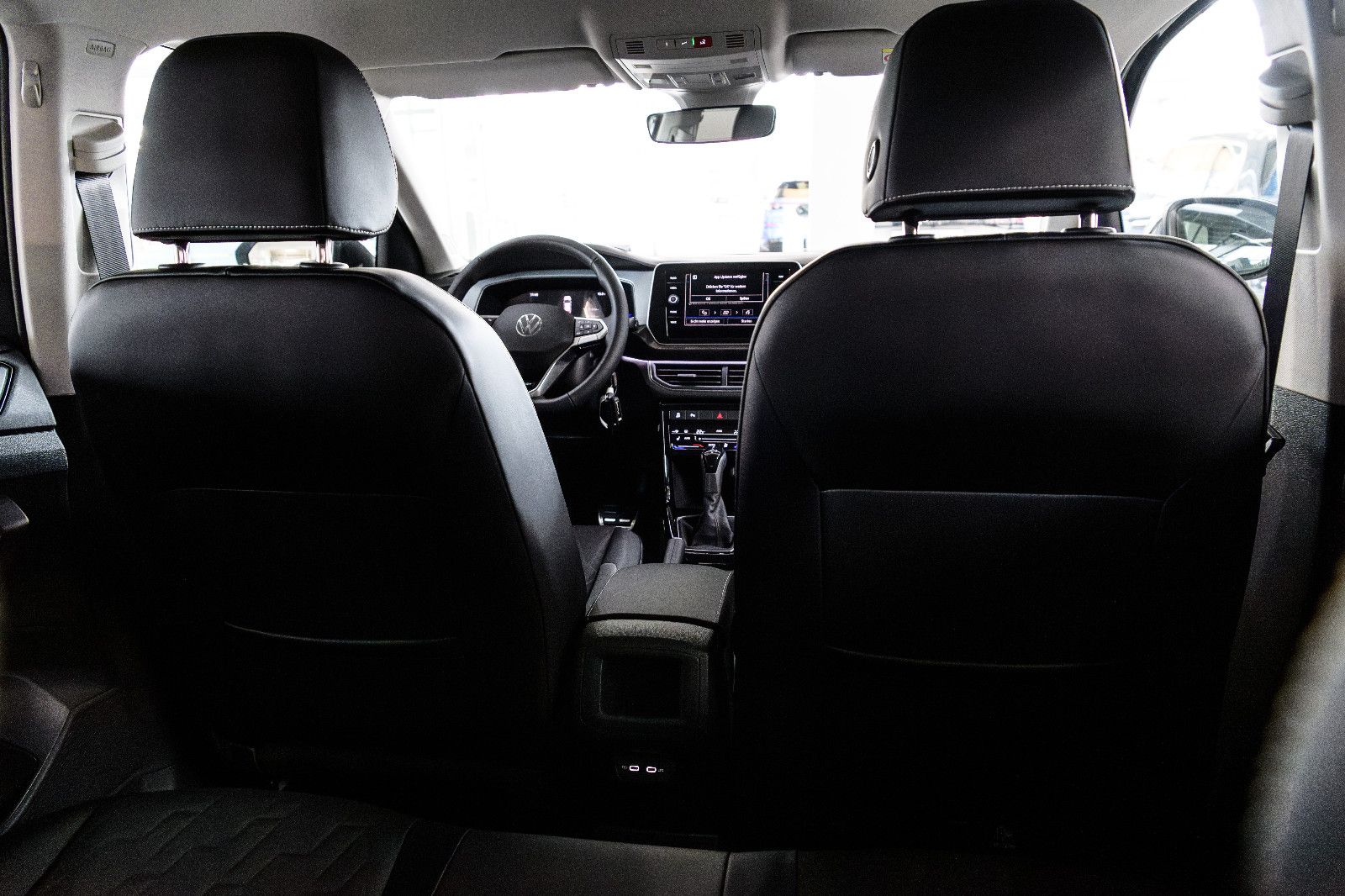 Fahrzeugabbildung Volkswagen T-Cross 1.0 TSI 85 kw Energy DSG+AHK+Kamera