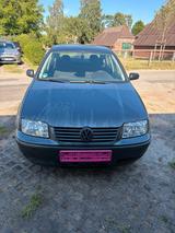 Volkswagen VW Bora 1.6 L - gebrauchte VW Bora aus dem Jahr 1998