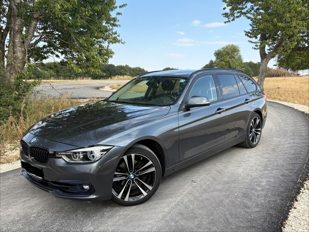 Image of BMW 320