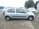 Renault Clio Blue Sensation 1.2 16V - Renault Clio aus 2002: 1.2