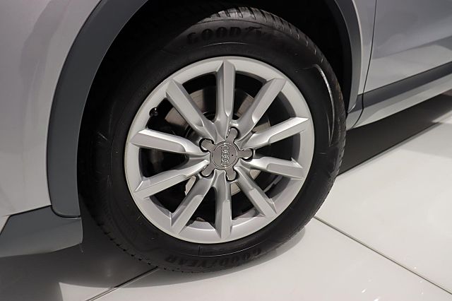 Q3 1.4 TFSI design LED NAVI PDC TEMPOMAT BT DAB