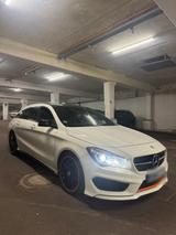 Mercedes-Benz CLA 220 Shooting Brake - gebrauchte Mercedes-Benz CLA 220 Shooting Brake aus dem Jahr 2015