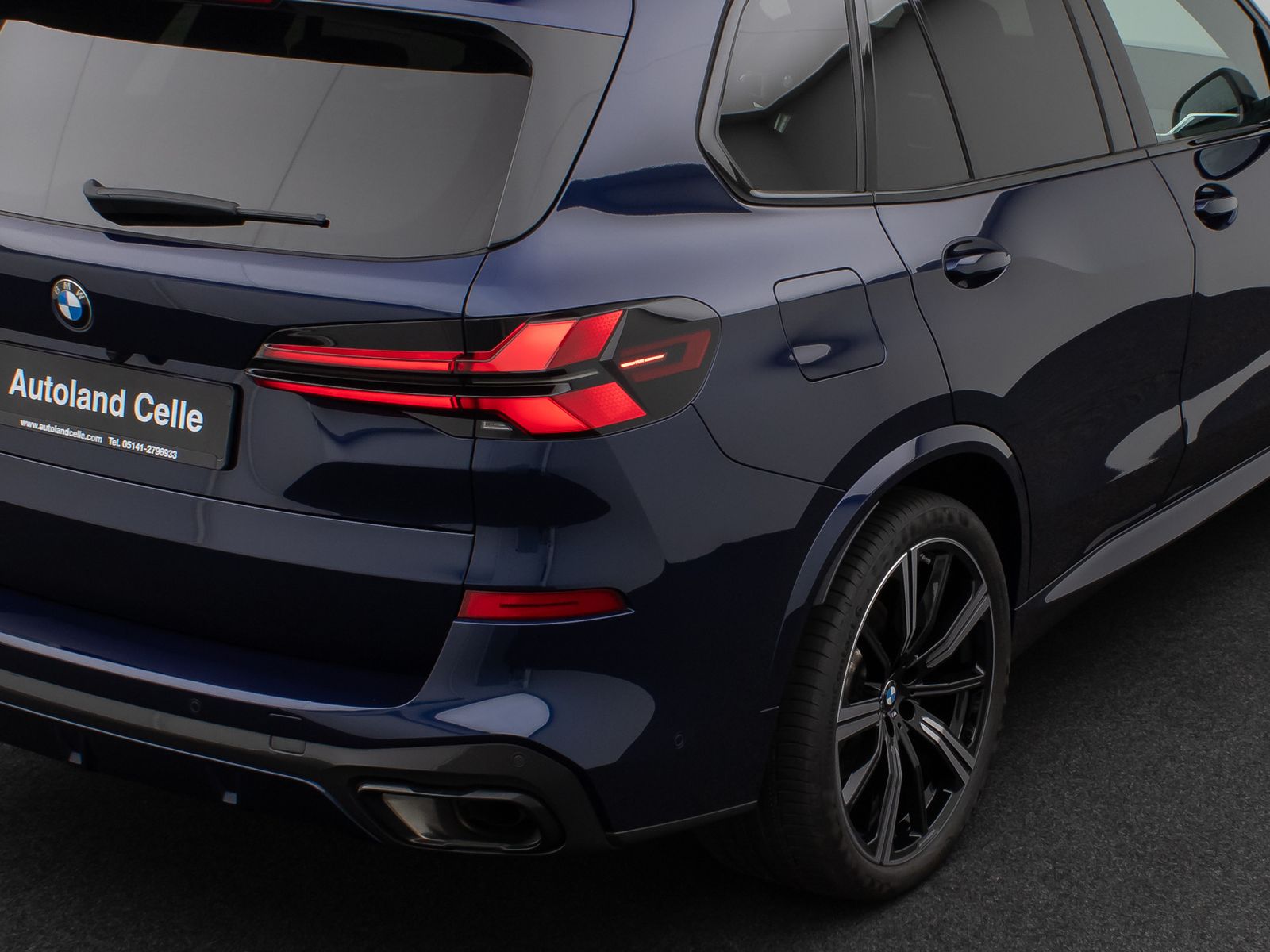 Fahrzeugabbildung BMW X5 xD30d M Sport Pro Panoram 360°HUD DAB H/K 22"