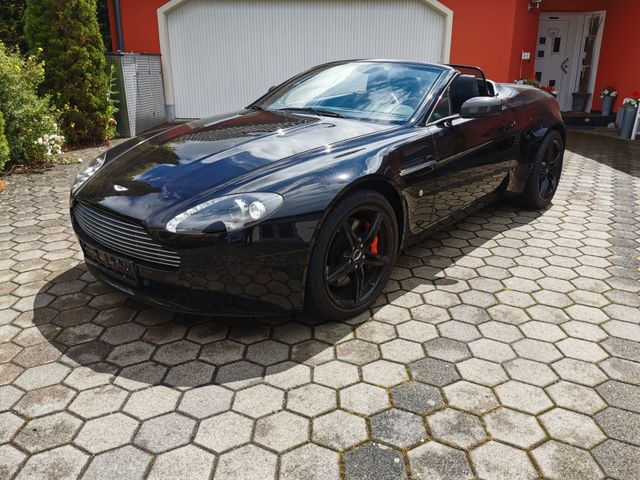 Aston Martin V8 Vantage Roadster 4.7l 436PS ATM 28Tkm TÜV Neu