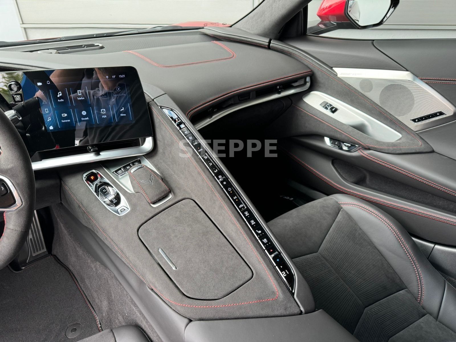 Corvette C8 Stingray Coupe 6,2 V8 3LT Europamodell STEPPE