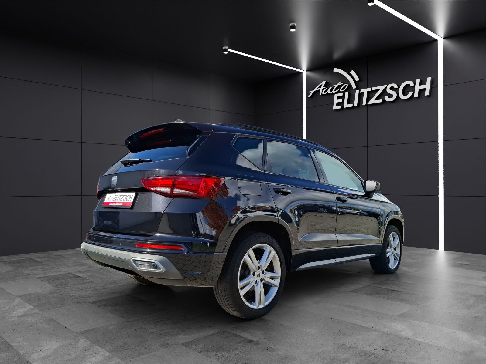 Fahrzeugabbildung SEAT Ateca TDI FR-Line DSG LED Navi ACC RFK SH 18"