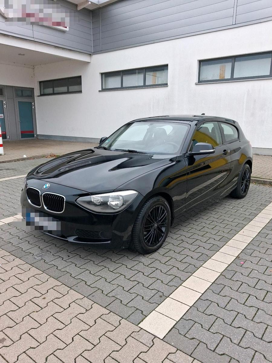 BMW 114