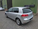 Volkswagen Golf 2.0 TDI, sehr gepflegt, Scheckheft, TÜV neu - Volkswagen Golf aus 2012: TDI