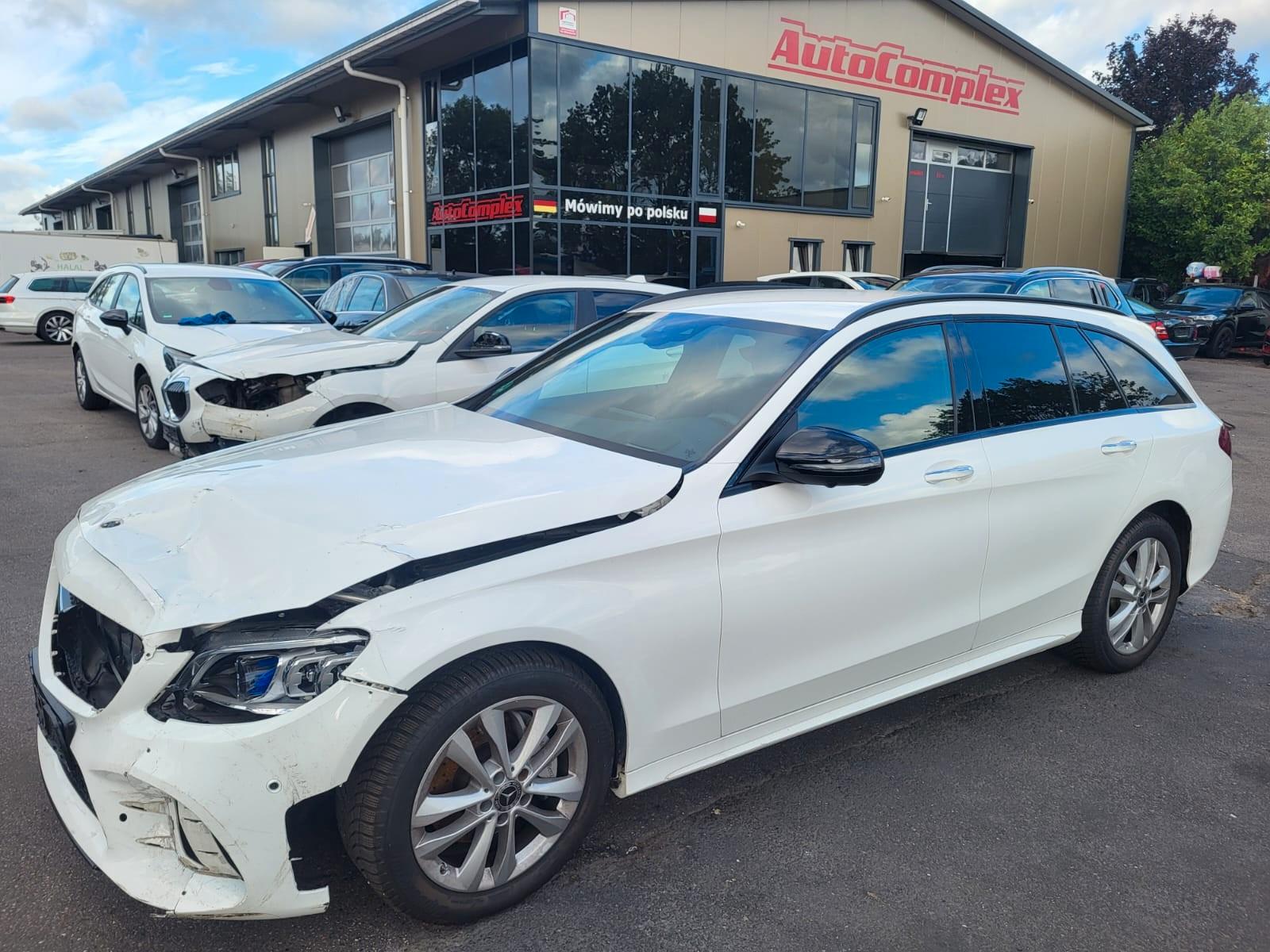 Mercedes-Benz C 220d 4Matic AMG  HeadUp/Multibeam/Distr/360