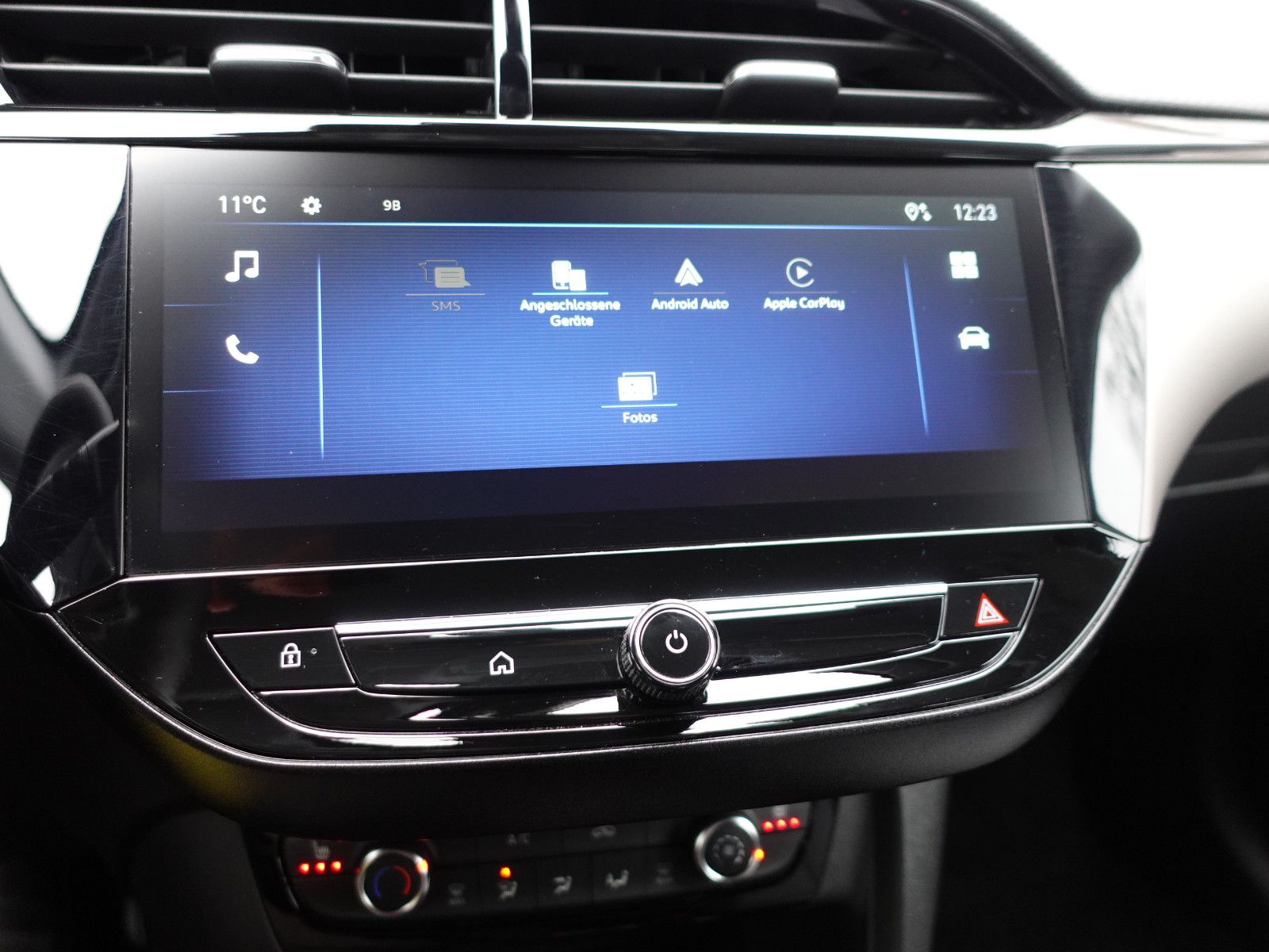 Fahrzeugabbildung Opel Corsa 1.2Turbo Automatik SHZ,Allwetter,LED,PDC