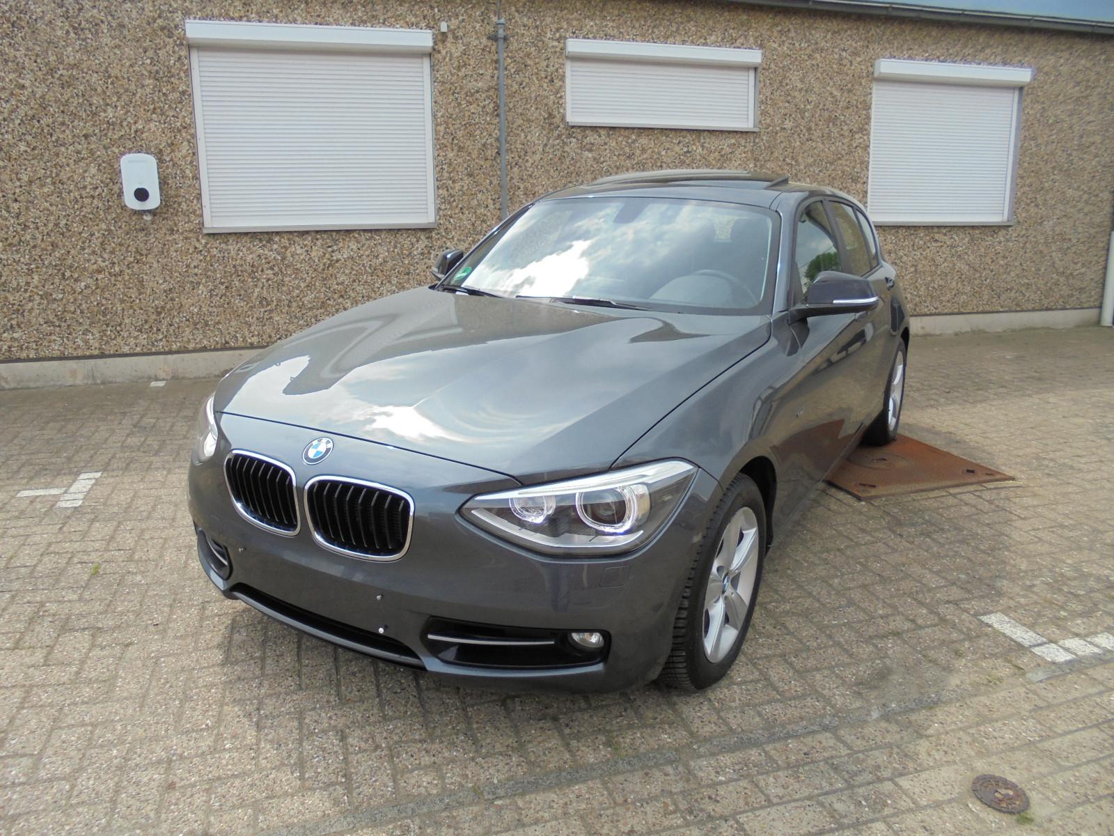 BMW 118 i Sport Line Xenon Schiebedach Automatik