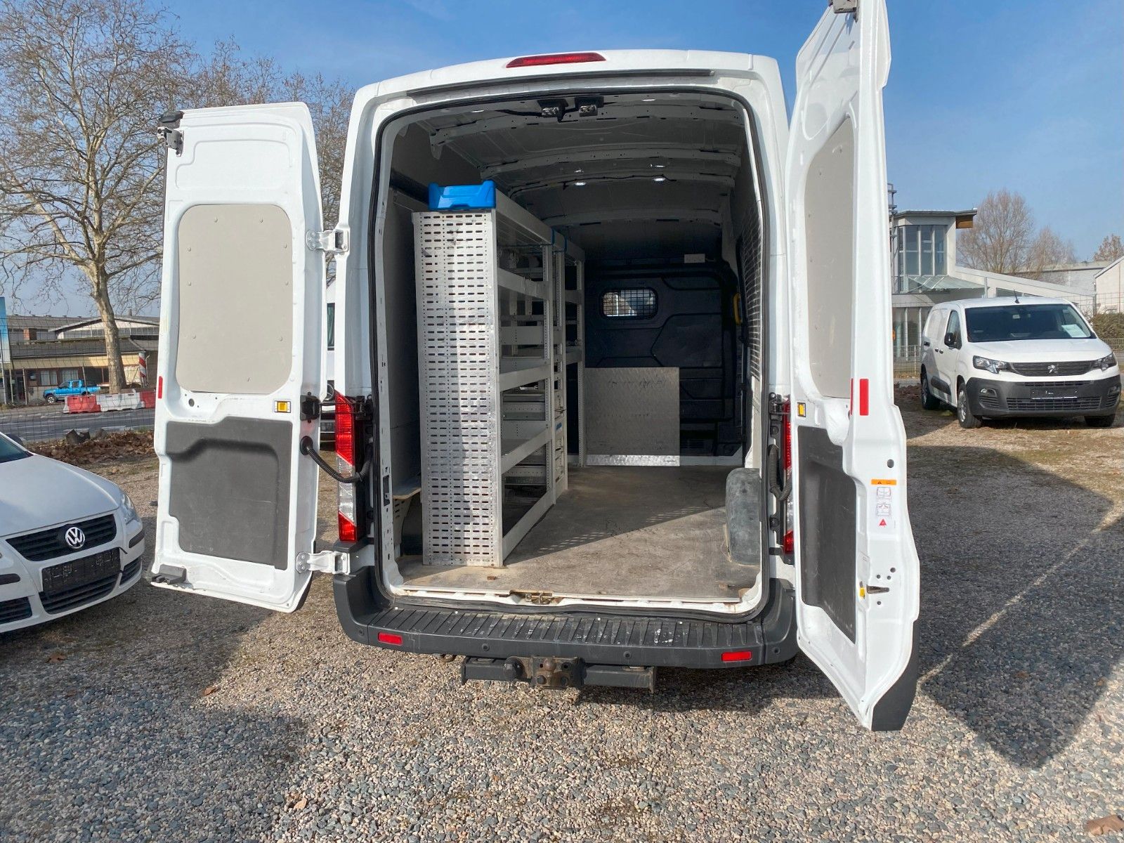 Fahrzeugabbildung Ford Transit Kasten 350 L3 Trend,AHK,STH,1Hd,Regale