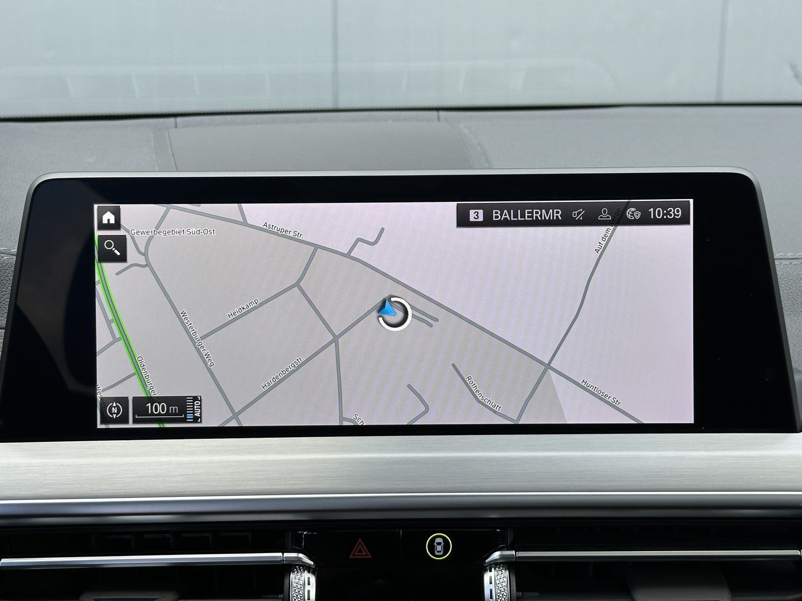 Fahrzeugabbildung BMW X3 xDrive30e M-Sport NAV+LED+HUD+PANO+AHK+20ZOLL