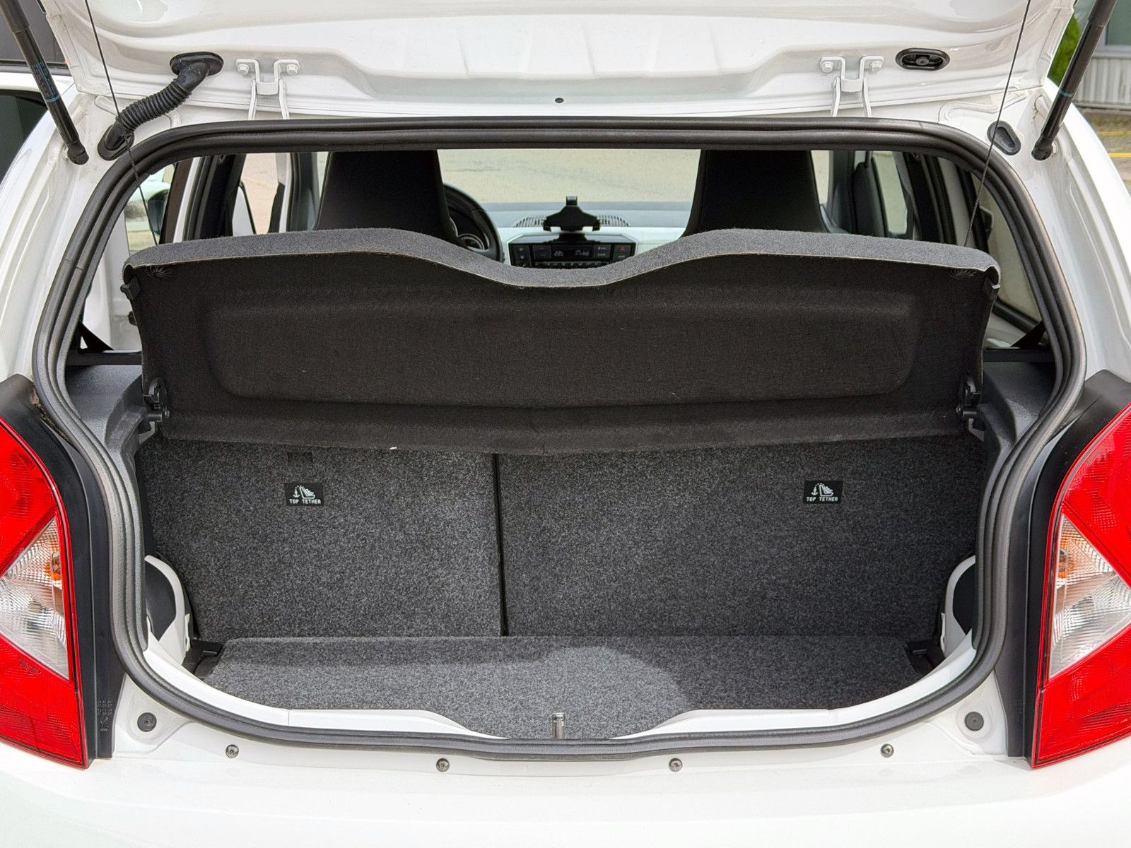 Fahrzeugabbildung SEAT Mii Electric Plus PDC KLIMATRONIC SHZ CCS BT