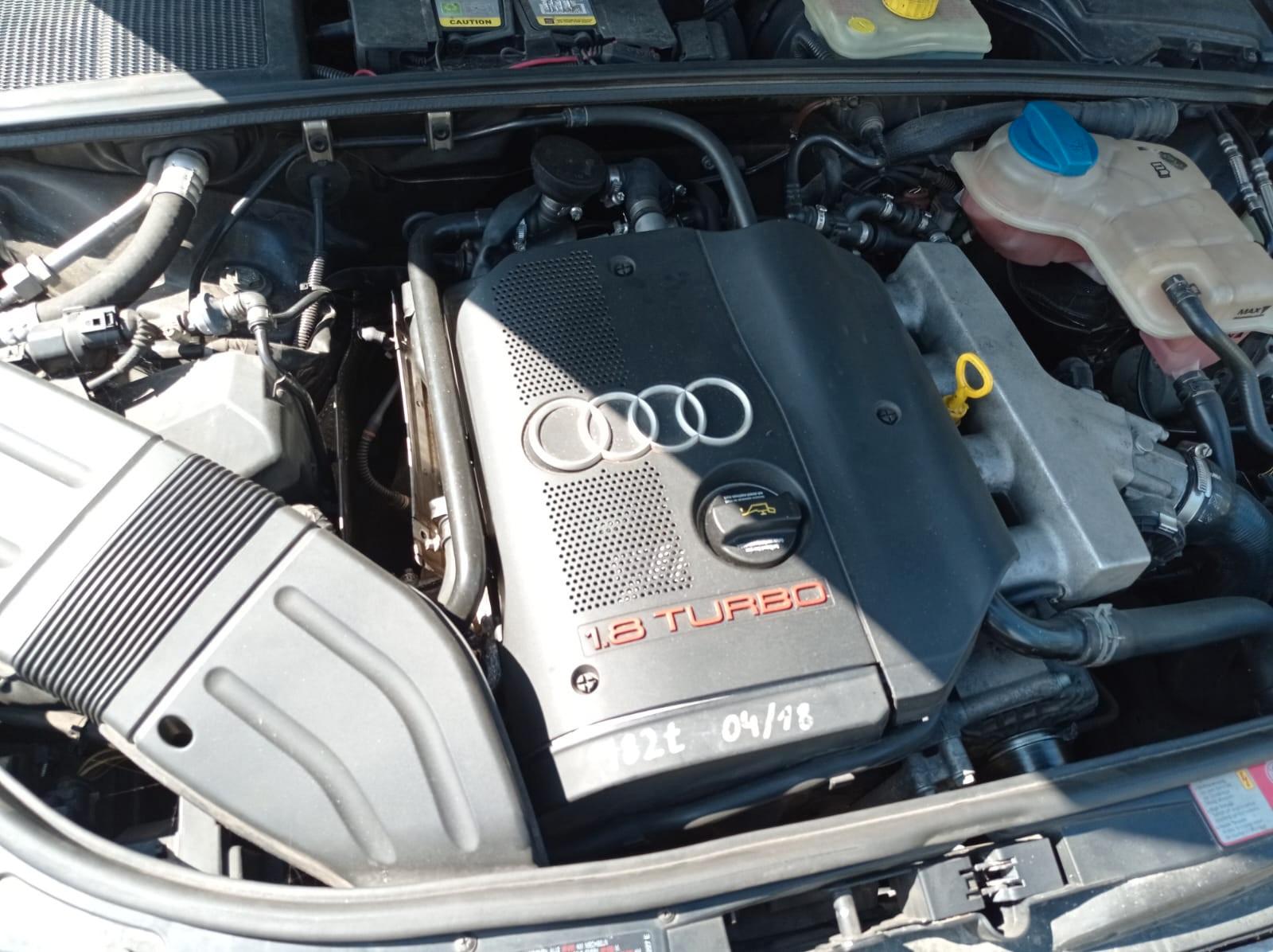 Audi Quattro 2004 — photo 12