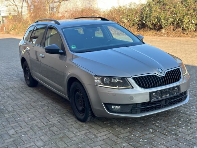 Skoda Octavia 1.6 Combi Joy / AUTOMATIK / SHZ