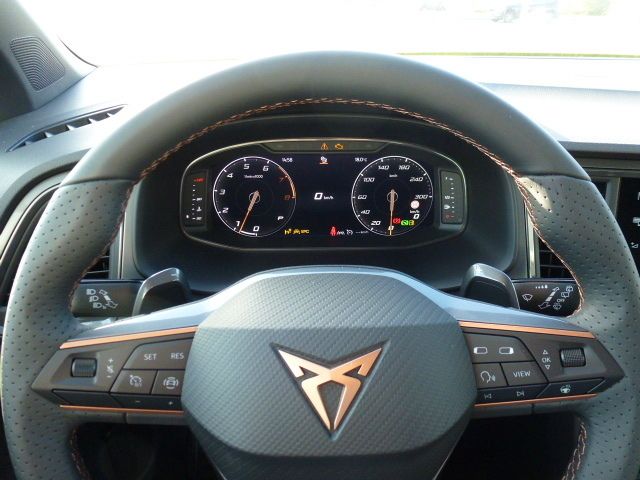 Fahrzeugabbildung CUPRA Ateca 1.5 TSI DSG + SHZ + Navi