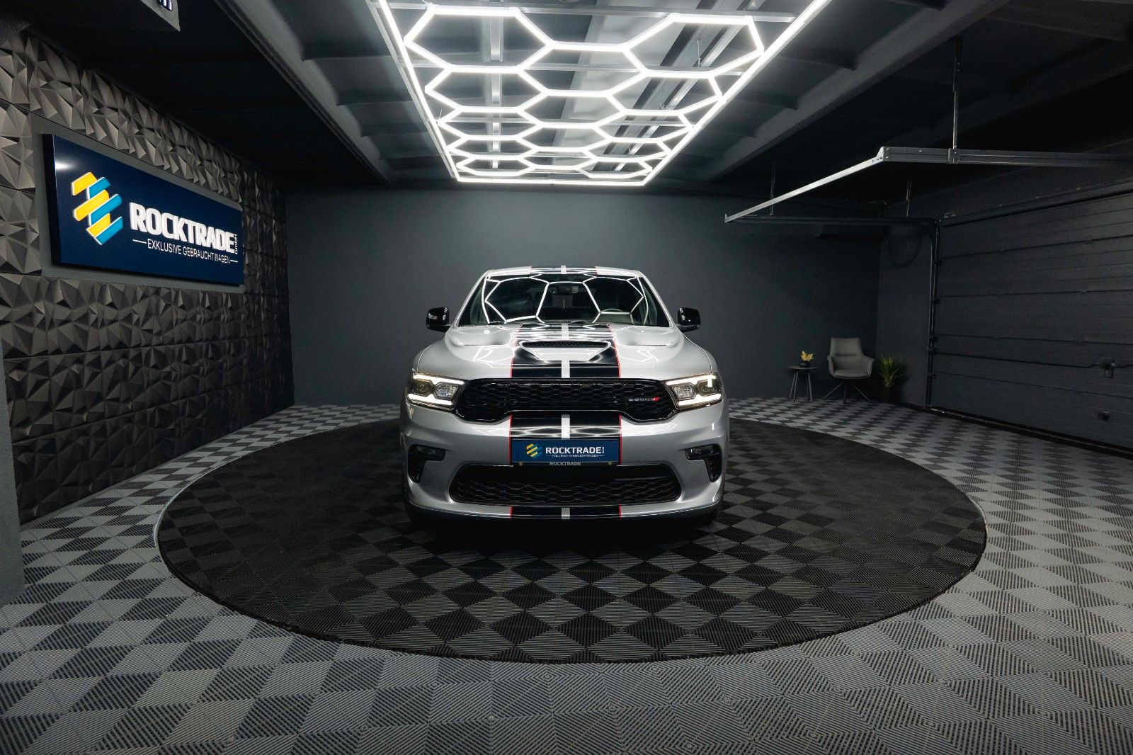 Fahrzeugabbildung Dodge Durango 5.7 V8 R/T SRT 4x4 Night-Paket Modell 22