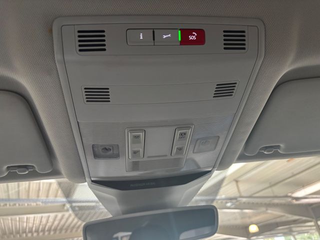 T-Roc IQ.DRIVE*ACC*Navi*Kamera*AHK*Klimatronic*