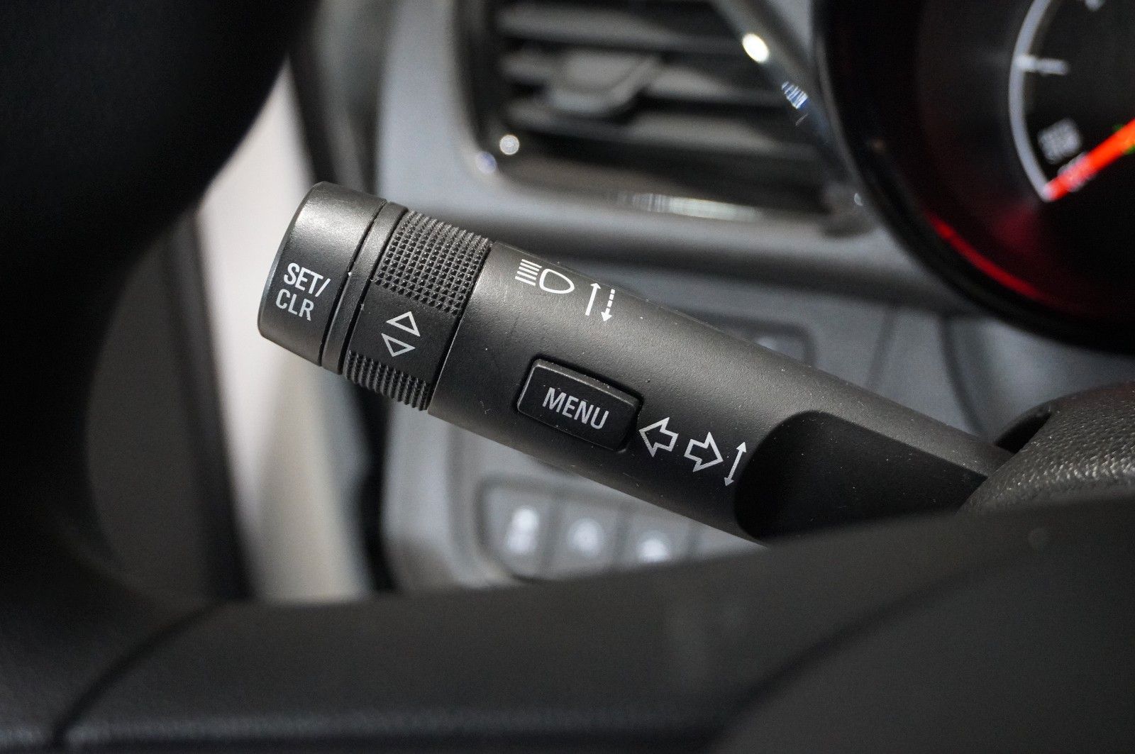 Fahrzeugabbildung Opel Karl 1.0 EDITION 5-TÜR KLIMA/USB/TEMP./BT